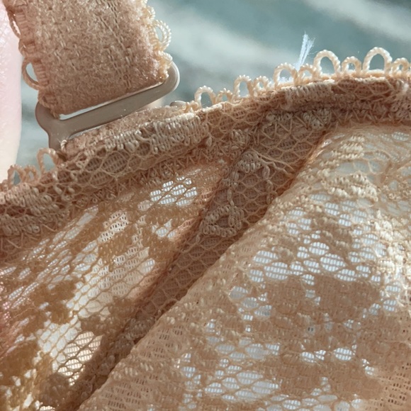 Goddess Bra - Picture 3 of 7